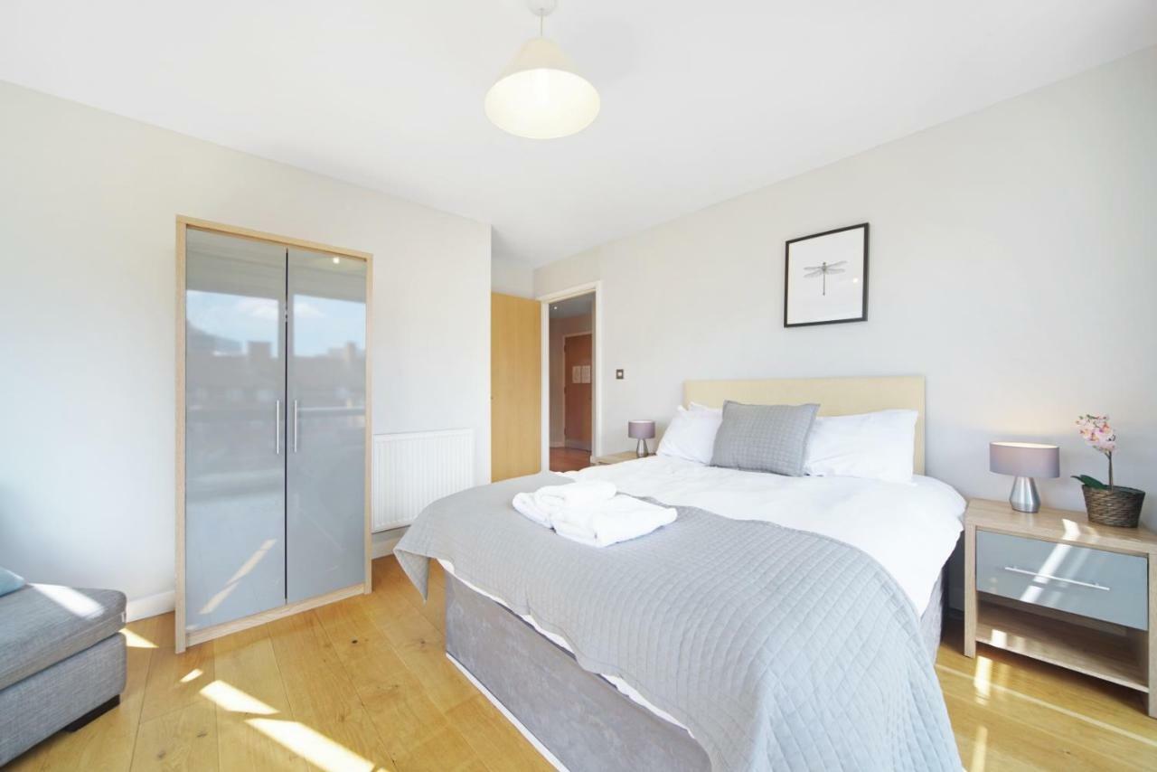 2 Bed Executive Penthouse Near Liverpool Street Free Wifi By City Stay Aparts Londra Exterior foto