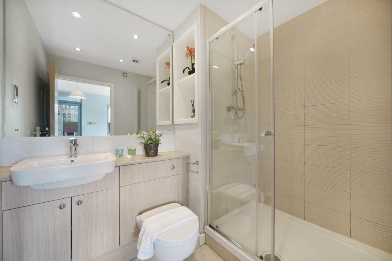 2 Bed Executive Penthouse Near Liverpool Street Free Wifi By City Stay Aparts Londra Exterior foto