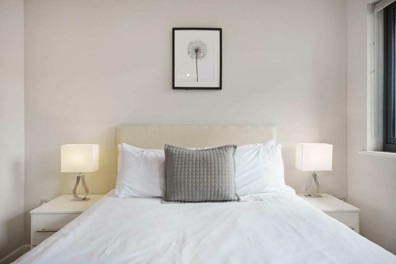 2 Bed Executive Penthouse Near Liverpool Street Free Wifi By City Stay Aparts Londra Exterior foto