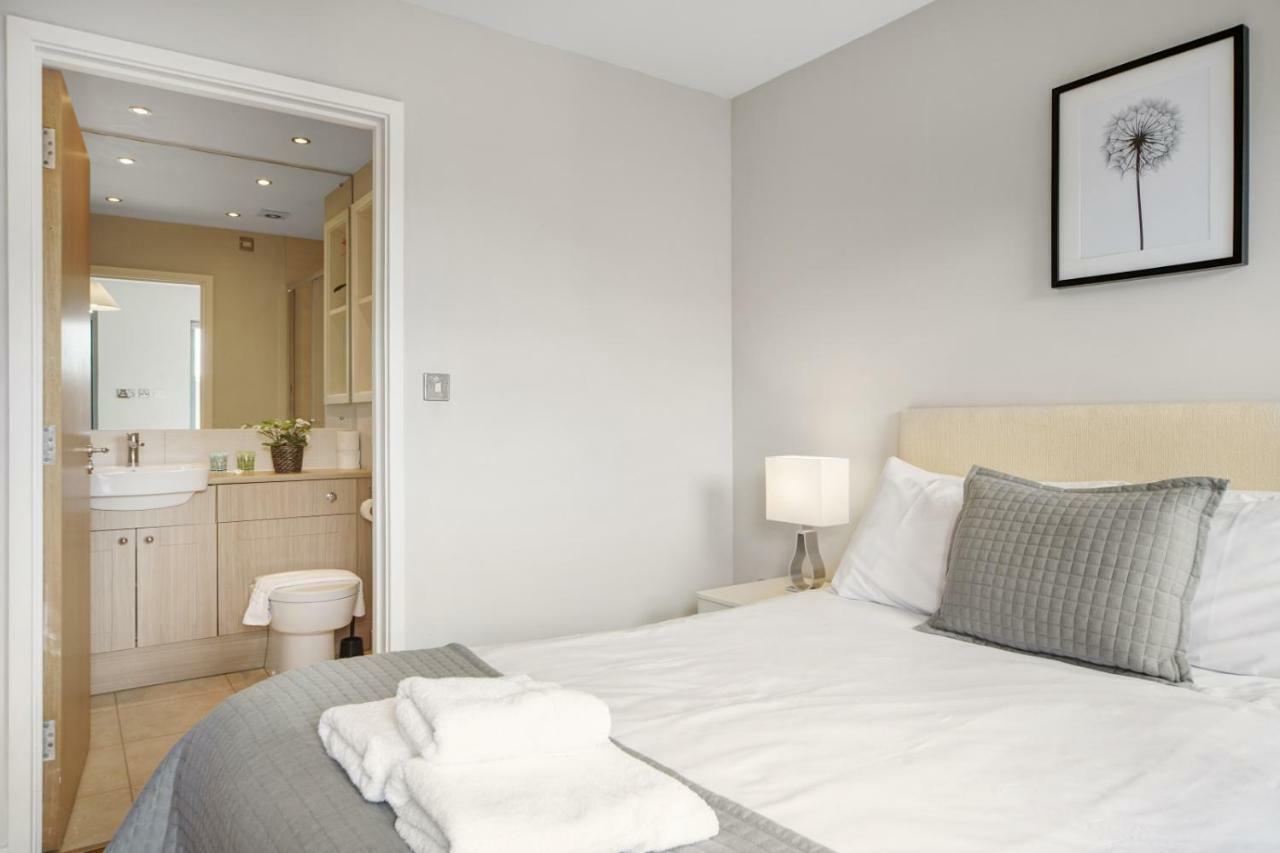 2 Bed Executive Penthouse Near Liverpool Street Free Wifi By City Stay Aparts Londra Exterior foto