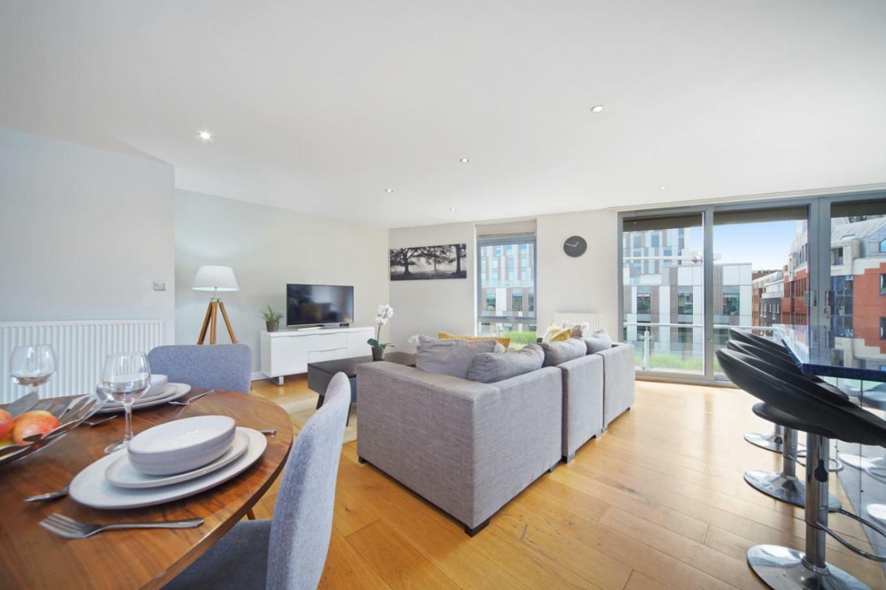 2 Bed Executive Penthouse Near Liverpool Street Free Wifi By City Stay Aparts Londra Exterior foto
